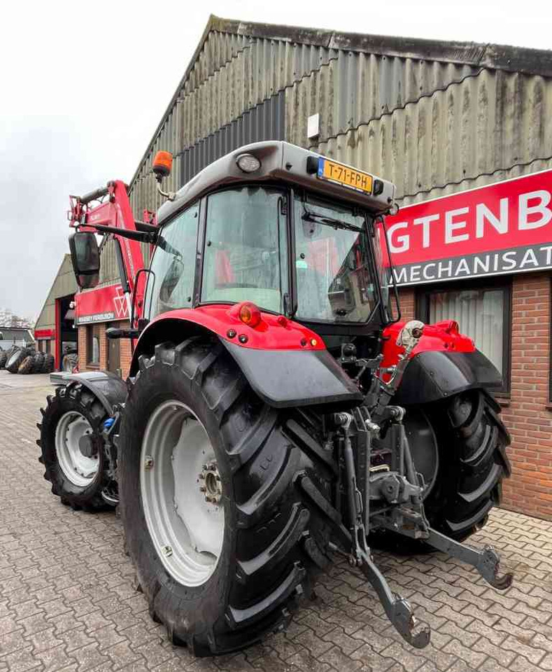 Massey Ferguson 5710S Dyna-4 Essential *Verkocht/sold* - جرار: صور 5 Massey Ferguson 5710S Dyna-4 Essential *Verkocht/sold* - جرار: صور 5
