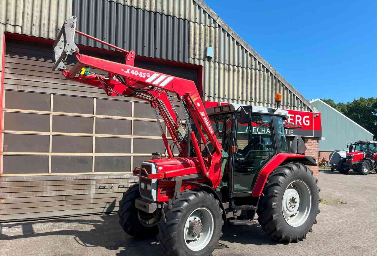 Massey Ferguson 6140 Dynashift met Mailleux voorlader tractoren *Verkocht/sold* - جرار: صور 5 Massey Ferguson 6140 Dynashift met Mailleux voorlader tractoren *Verkocht/sold* - جرار: صور 5