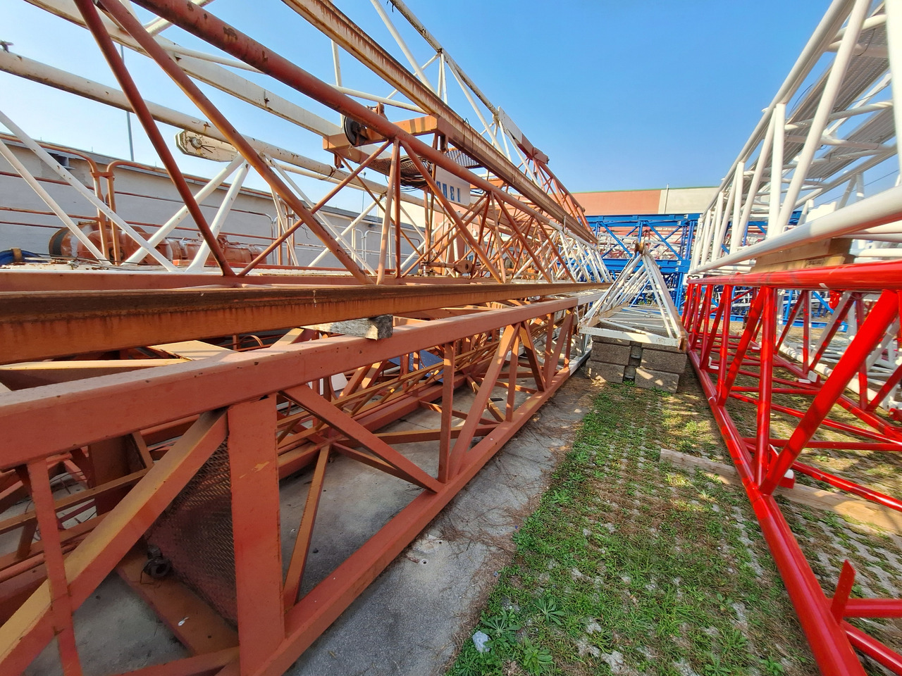 Raimondi MR75 - رافعة برجية: صور 5 Raimondi MR75 - رافعة برجية: صور 5