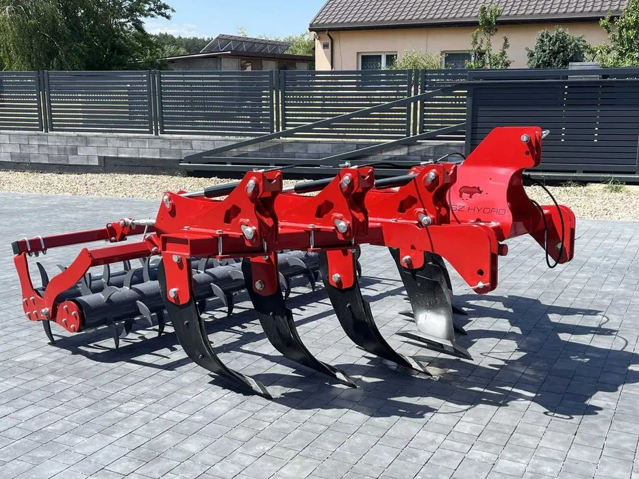 Głębosz AMJ Agro 6 łap non-stop hydrauliczne zabezpieczenie LEASING - محراث تحت التربة: صور 5 Głębosz AMJ Agro 6 łap non-stop hydrauliczne zabezpieczenie LEASING - محراث تحت التربة: صور 5