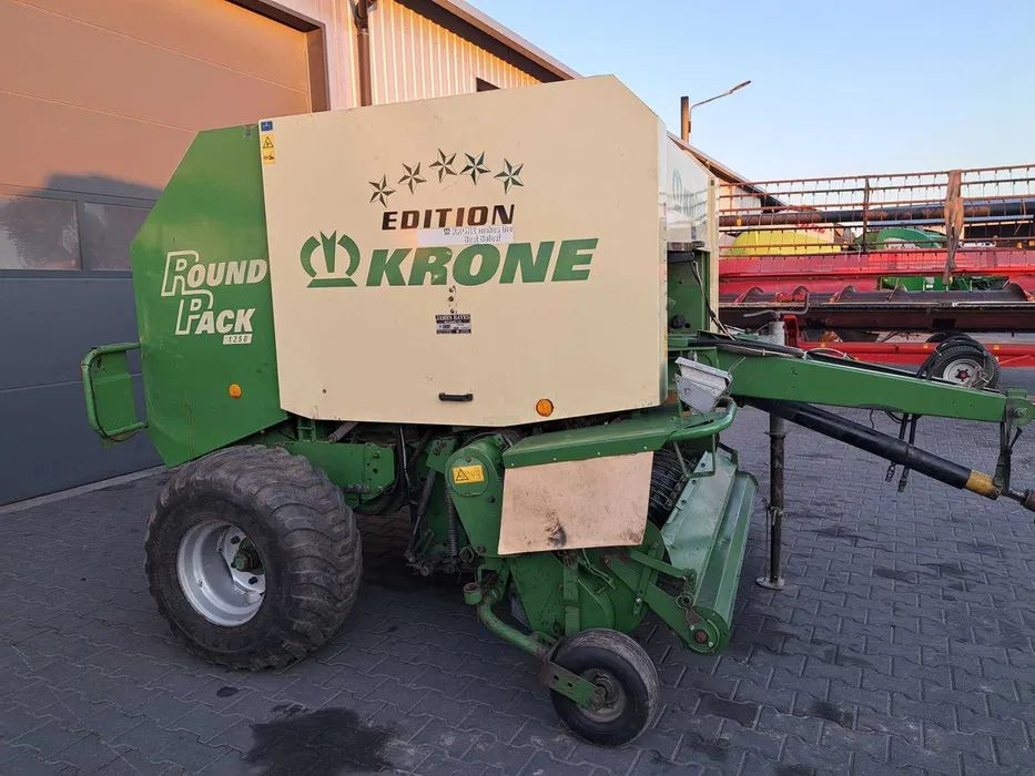 Krone 1250 Round Pack - مكبس القش الدائري: صور 1 Krone 1250 Round Pack - مكبس القش الدائري: صور 1