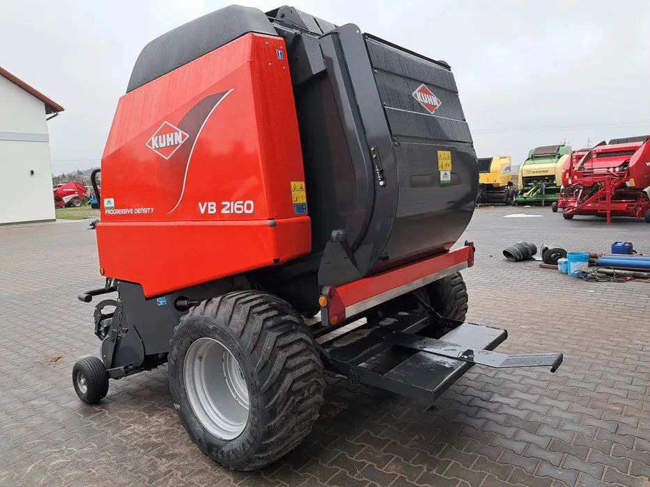Kuhn VB 2160 - مكبس القش الدائري: صور 3 Kuhn VB 2160 - مكبس القش الدائري: صور 3