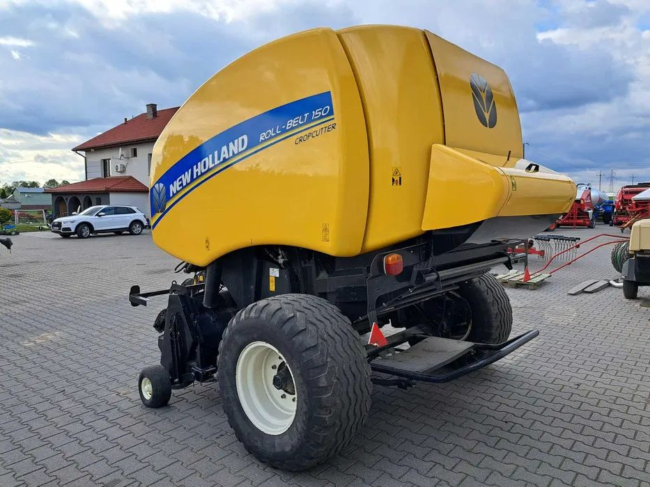 New Holland roll-belt 150 cropcutter - مكبس القش الدائري: صور 3 New Holland roll-belt 150 cropcutter - مكبس القش الدائري: صور 3