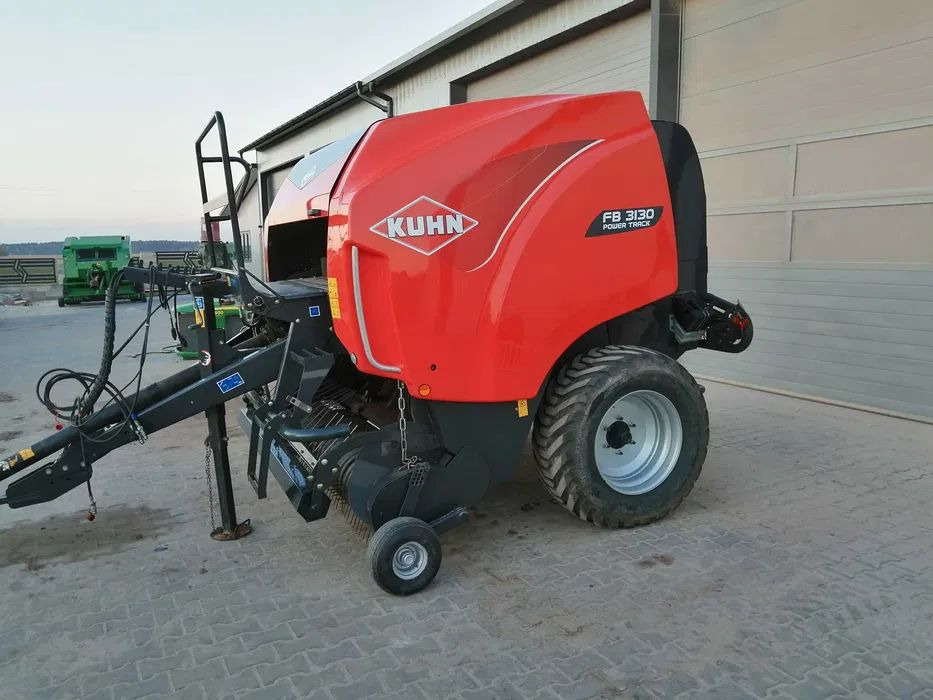Prasa rolująca Kuhn 3130 Power track 2017r. - مكبس القش الدائري: صور 3 Prasa rolująca Kuhn 3130 Power track 2017r. - مكبس القش الدائري: صور 3
