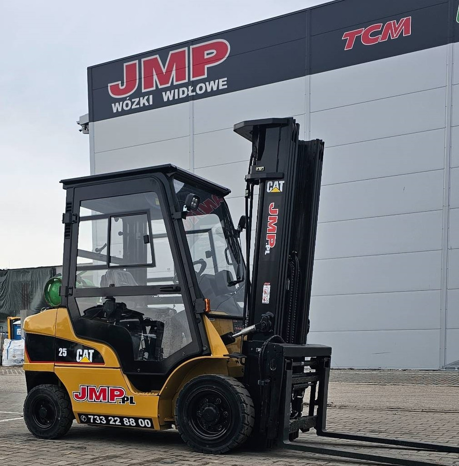CAT GP 25 NT - رافعة شوكية تعمل بالغاز: صور 3 CAT GP 25 NT - رافعة شوكية تعمل بالغاز: صور 3