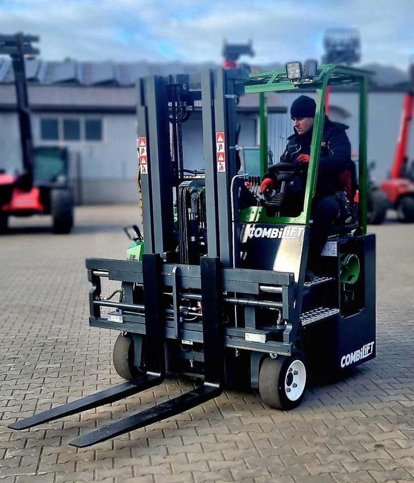 Combilift CB 2500 LPG NEW 2023 - SALE ! - شاحنة المناولة رباعية الاتجاهات: صور 2 Combilift CB 2500 LPG NEW 2023 - SALE ! - شاحنة المناولة رباعية الاتجاهات: صور 2