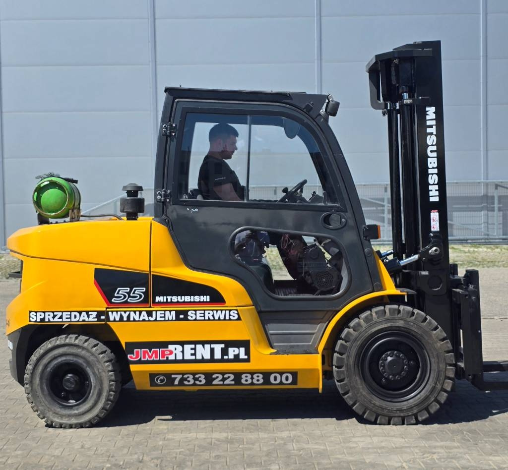 Mitsubishi FG 55 NT - رافعة شوكية تعمل بالغاز: صور 5 Mitsubishi FG 55 NT - رافعة شوكية تعمل بالغاز: صور 5
