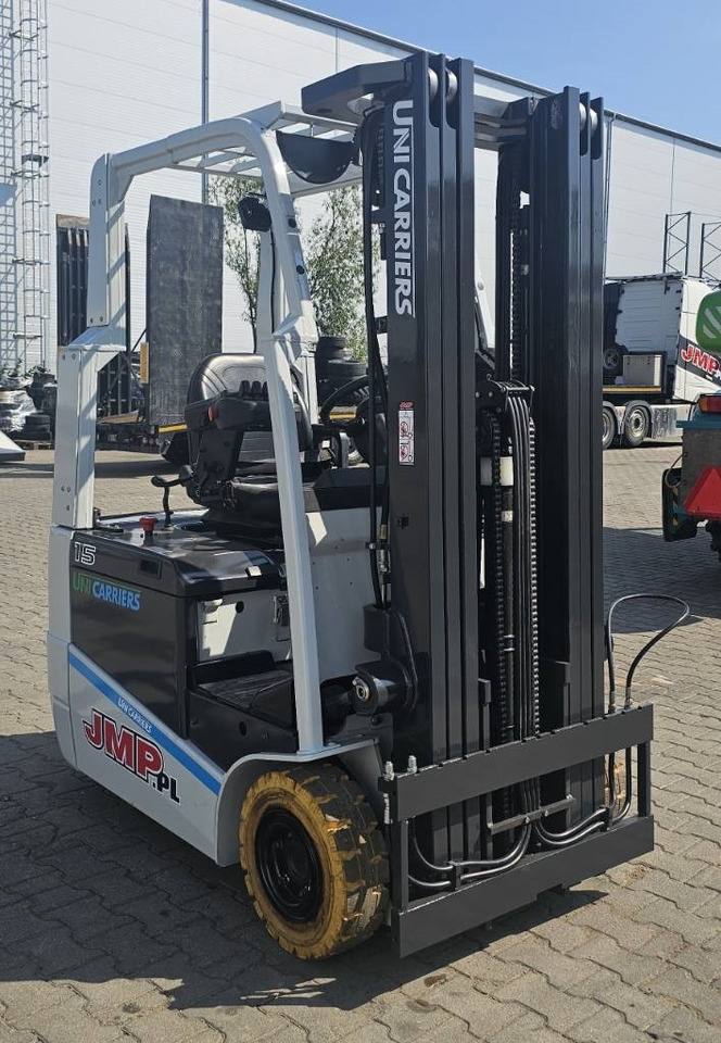 UniCarriers A1N1L15Q DRIVE-IN CAB - رافعة شوكية كهربائية: صور 5 UniCarriers A1N1L15Q DRIVE-IN CAB - رافعة شوكية كهربائية: صور 5