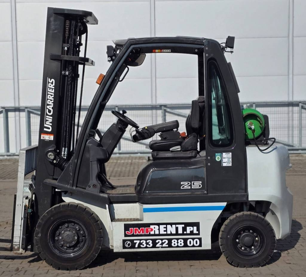 UniCarriers U1D2A25LQ DX25 1890 hrs - رافعة شوكية تعمل بالغاز: صور 3 UniCarriers U1D2A25LQ DX25 1890 hrs - رافعة شوكية تعمل بالغاز: صور 3