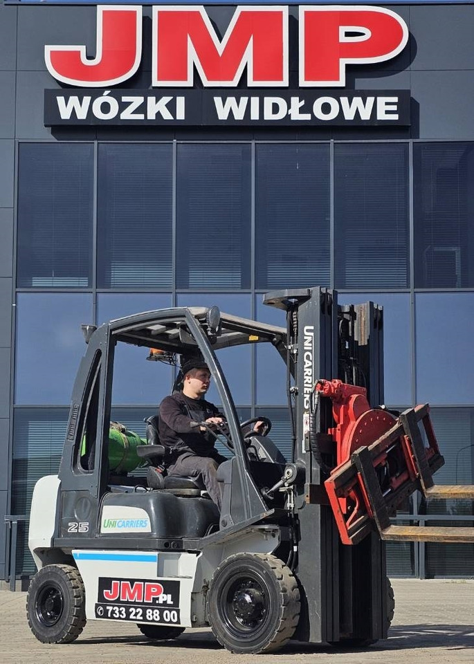 رافعة شوكية تعمل بالغاز UniCarriers U1D2A25LQ DX25 LPG: صور 12 رافعة شوكية تعمل بالغاز UniCarriers U1D2A25LQ DX25 LPG: صور 12