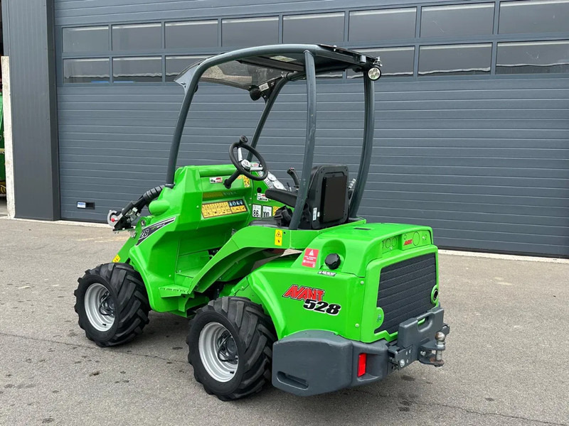 Avant 528 mini-shovel - اللودر المجنزر صغير: صور 5 Avant 528 mini-shovel - اللودر المجنزر صغير: صور 5