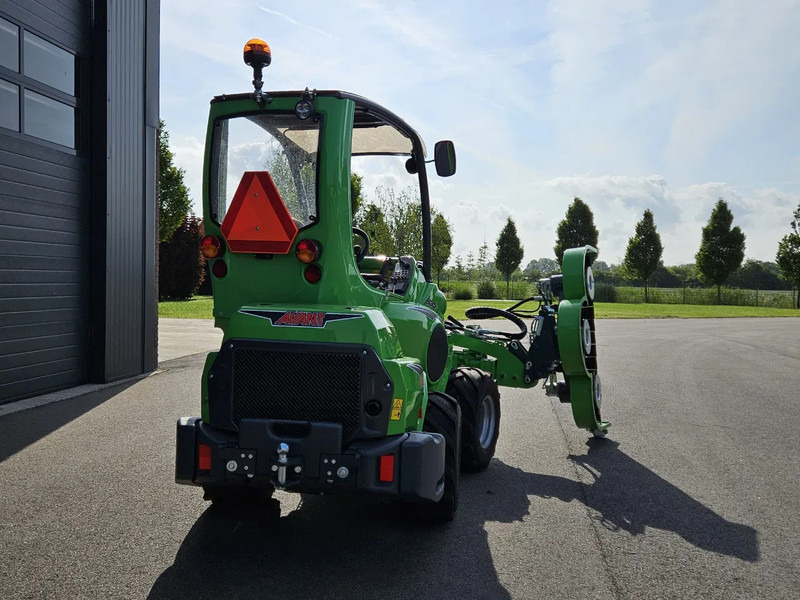 Avant 635i TDL+ mini-shovel - اللودر المجنزر صغير: صور 5 Avant 635i TDL+ mini-shovel - اللودر المجنزر صغير: صور 5