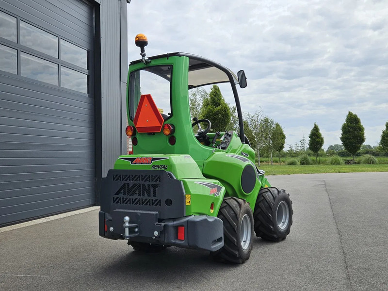 Avant 650i Rental mini-shovel - اللودر المجنزر صغير: صور 4 Avant 650i Rental mini-shovel - اللودر المجنزر صغير: صور 4