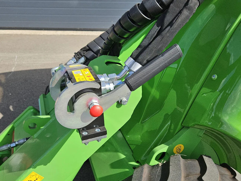 اللودر المجنزر صغير Avant 735i Rental mini-shovel: صور 13