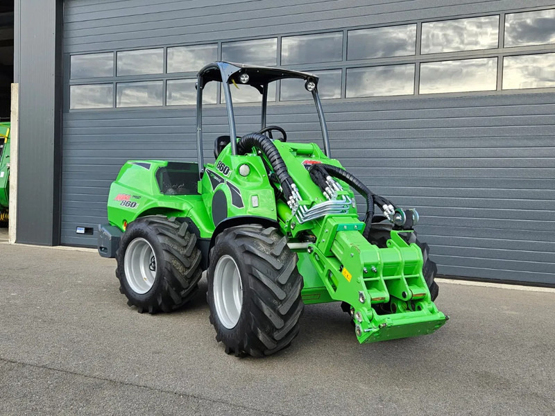 Avant 860i TDL mini-shovel - اللودر المجنزر صغير: صور 1 Avant 860i TDL mini-shovel - اللودر المجنزر صغير: صور 1