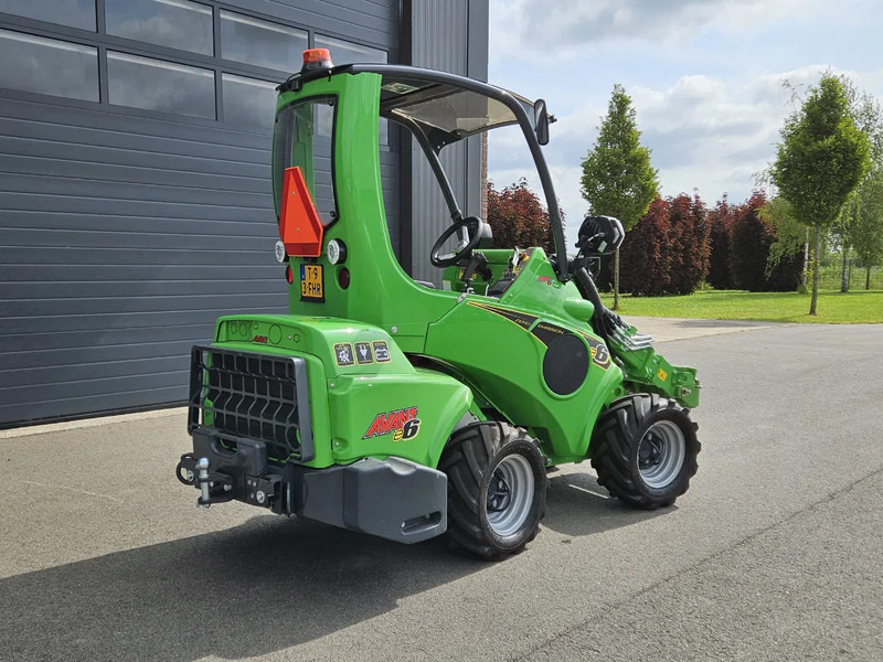 Avant E6 Mini-shovel - اللودر المجنزر صغير: صور 4 Avant E6 Mini-shovel - اللودر المجنزر صغير: صور 4