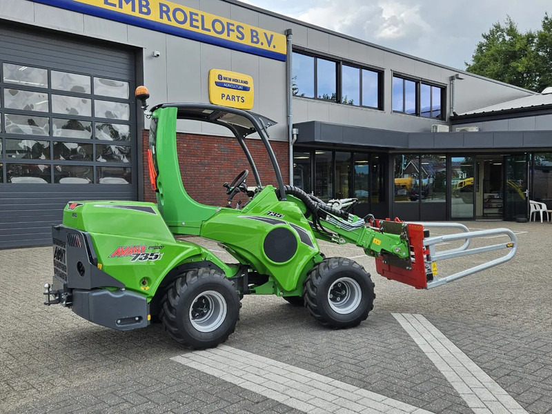 Avant Mini-shovel 735i Rental met Kemp balenklem - اللودر المجنزر صغير: صور 4 Avant Mini-shovel 735i Rental met Kemp balenklem - اللودر المجنزر صغير: صور 4