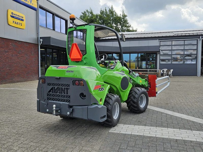 Avant Mini-shovel 735i Rental met Kemp balenklem - اللودر المجنزر صغير: صور 5 Avant Mini-shovel 735i Rental met Kemp balenklem - اللودر المجنزر صغير: صور 5