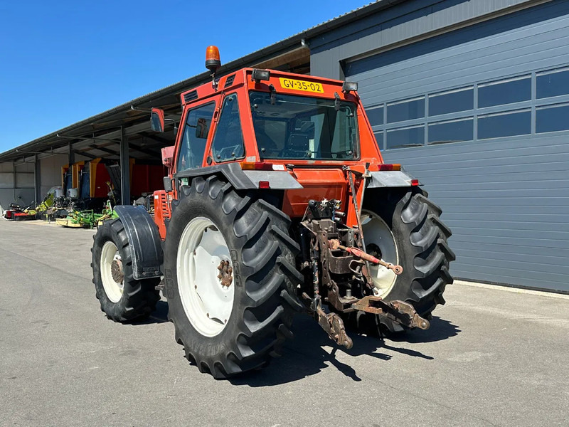 Fiat New Holland 110-90DT 110-90DT - شاحنة جرار: صور 4 Fiat New Holland 110-90DT 110-90DT - شاحنة جرار: صور 4