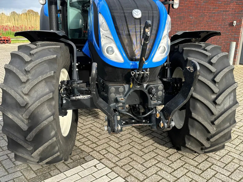 New Holland T5.140 Autocommand - جرار: صور 5 New Holland T5.140 Autocommand - جرار: صور 5