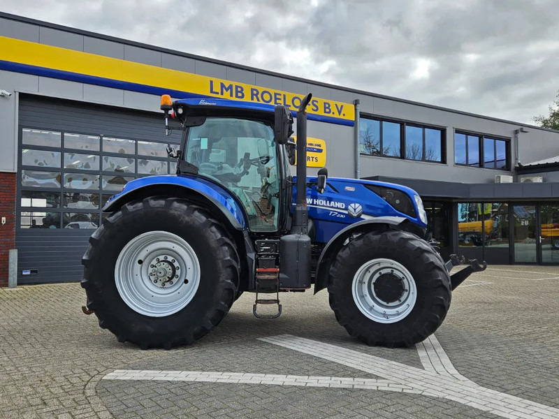New Holland T7.230AC Autocommand - جرار: صور 2 New Holland T7.230AC Autocommand - جرار: صور 2
