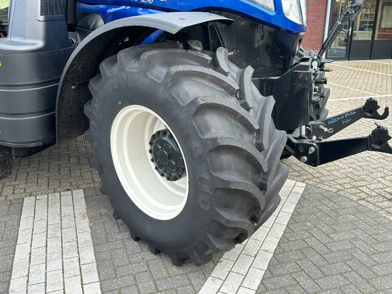 New Holland T7.270 AC Next Gen - جرار: صور 5 New Holland T7.270 AC Next Gen - جرار: صور 5