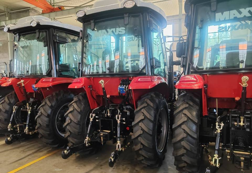 جرار جديد NEW MAXUS 180 HP Tractor + Loader Warranty up to 10 YEARS Новий MAXUS Трактор 180 К.с. + Навантажувач Гарантія до 10 РОКІВ Nowy MAXUS Traktor 180 KM + Ładowacz Gwarancja do 10 LAT: صور 12