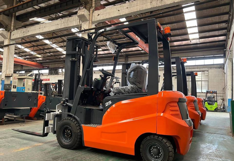 NEW MAXUS 2500 kg Electric Forklift Warranty up to 10 YEARS НОВИЙ Електричний MAXUS Візок для вантажів 2500 кг Гарантія до 10 РОКІВ NOWY Elektryczny MAXUS widłowy 2500 kg Gwarancja do 10 LAT - رافعة شوكية كهربائية: صور 1 NEW MAXUS 2500 kg Electric Forklift Warranty up to 10 YEARS НОВИЙ Електричний MAXUS Візок для вантажів 2500 кг Гарантія до 10 РОКІВ NOWY Elektryczny MAXUS widłowy 2500 kg Gwarancja do 10 LAT - رافعة شوكية كهربائية: صور 1