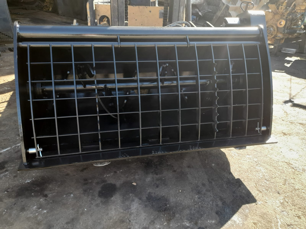 Bekoloader - فرز دلو - آلات البناء: صور 1 Bekoloader - فرز دلو - آلات البناء: صور 1