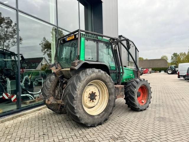 Valtra 6650 Hitech Twintrac - جرار: صور 5 Valtra 6650 Hitech Twintrac - جرار: صور 5