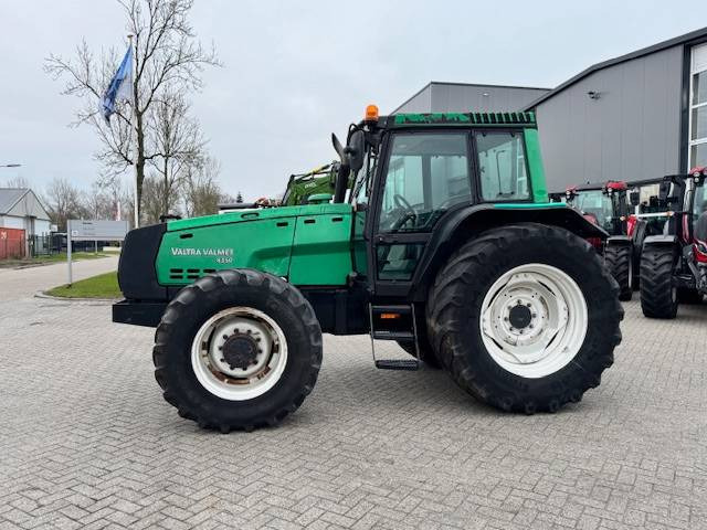Valtra 8350 Hitech - جرار: صور 1 Valtra 8350 Hitech - جرار: صور 1