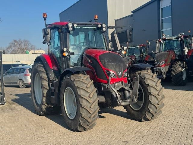Valtra N134 Hitech - جرار: صور 3 Valtra N134 Hitech - جرار: صور 3