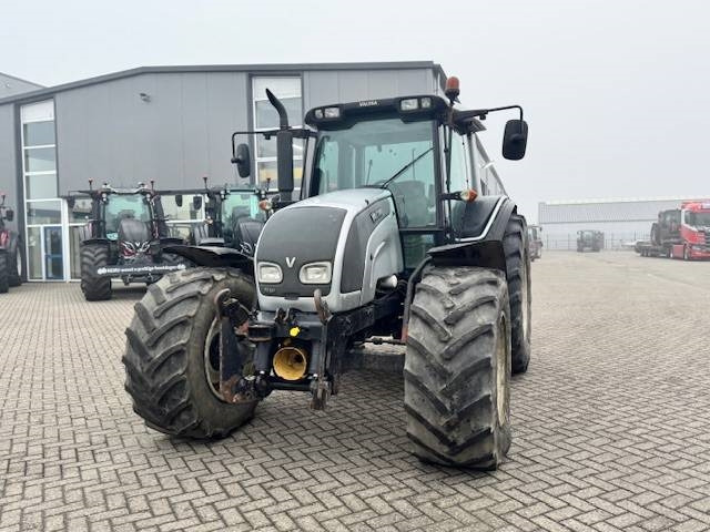 جرار Valtra N141 hitech, Fronthef, Frontpto: صور 10