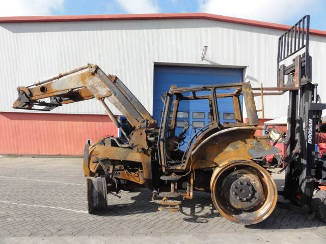 علبة التروس - الآلات والماكينات الزراعية جديد Valtra Valmet onderdelen: صور 8