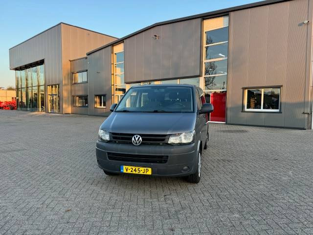 Volkswagen Transporter 140Pk Dubbele cabine - فان: صور 4 Volkswagen Transporter 140Pk Dubbele cabine - فان: صور 4