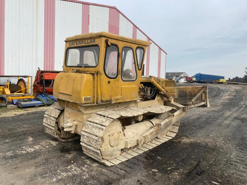 Caterpillar D4D - بلدوزر: صور 3 Caterpillar D4D - بلدوزر: صور 3