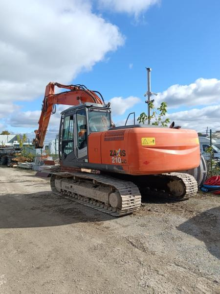 Hitachi ZX210LC-3 - حفارات زحافة: صور 4 Hitachi ZX210LC-3 - حفارات زحافة: صور 4