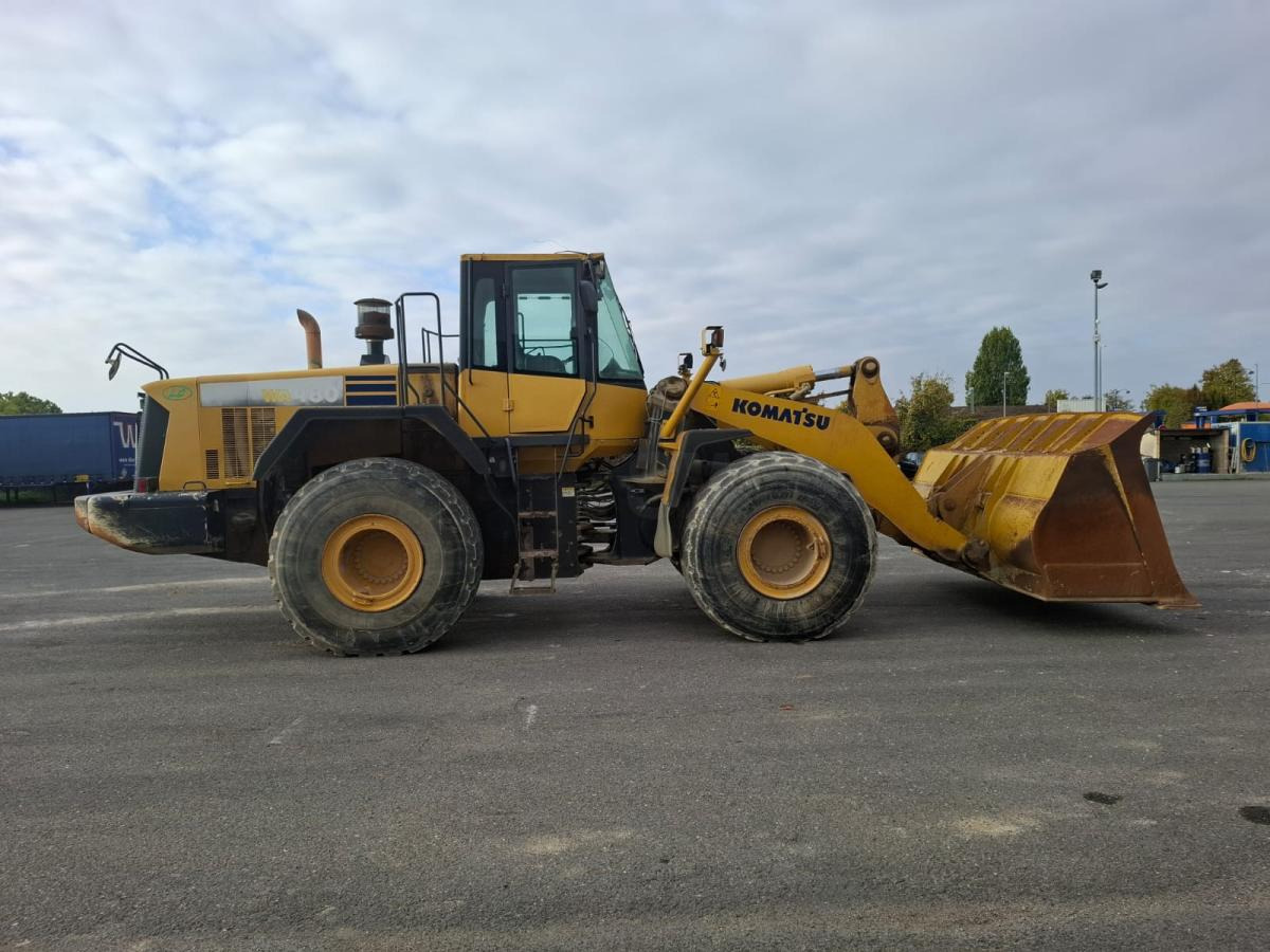 Komatsu WA480-6 - اللودر بعجل: صور 1 Komatsu WA480-6 - اللودر بعجل: صور 1