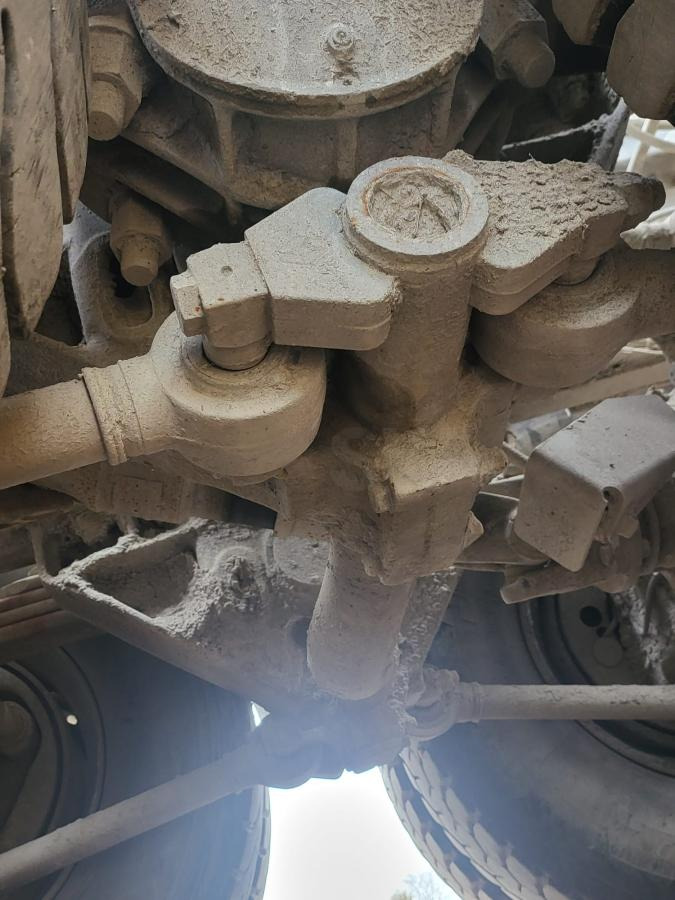 شاحنة ذات الخطاف Renault Kerax 420 DCI: صور 19 شاحنة ذات الخطاف Renault Kerax 420 DCI: صور 19