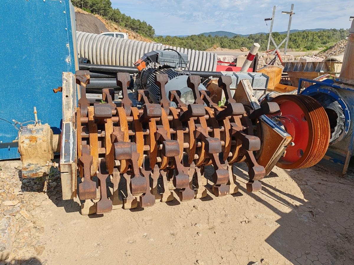 Sandvik GM420-14 - كسارة التصادمية: صور 2 Sandvik GM420-14 - كسارة التصادمية: صور 2