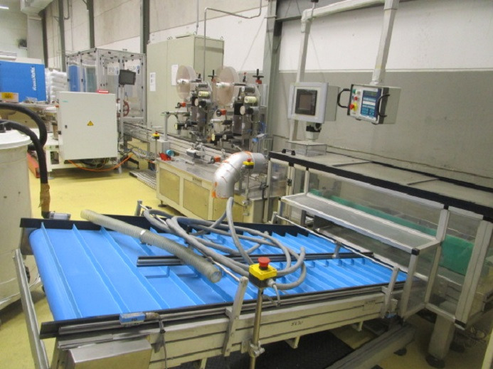 DECKEL ETIKETTIER ANLAGE SCHLEUTER GU 2 DO MIT 2xLÖFFELEINLEGESTATIONEN - آلة التعبئة والتغليف: صور 5 DECKEL ETIKETTIER ANLAGE SCHLEUTER GU 2 DO MIT 2xLÖFFELEINLEGESTATIONEN - آلة التعبئة والتغليف: صور 5