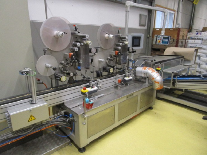 DECKEL ETIKETTIER ANLAGE SCHLEUTER GU 2 DO MIT 2xLÖFFELEINLEGESTATIONEN - آلة التعبئة والتغليف: صور 4 DECKEL ETIKETTIER ANLAGE SCHLEUTER GU 2 DO MIT 2xLÖFFELEINLEGESTATIONEN - آلة التعبئة والتغليف: صور 4