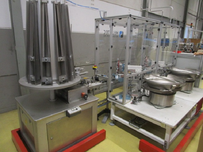 DECKEL ETIKETTIER ANLAGE SCHLEUTER GU 2 DO MIT 2xLÖFFELEINLEGESTATIONEN - آلة التعبئة والتغليف: صور 1 DECKEL ETIKETTIER ANLAGE SCHLEUTER GU 2 DO MIT 2xLÖFFELEINLEGESTATIONEN - آلة التعبئة والتغليف: صور 1
