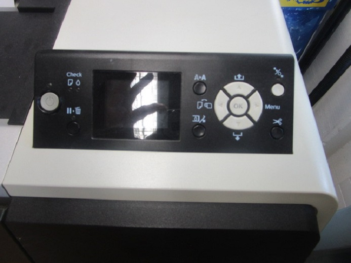 EPSON STYLUS PRO 9700 - آلة الطباعة الرقمية: صور 5 EPSON STYLUS PRO 9700 - آلة الطباعة الرقمية: صور 5