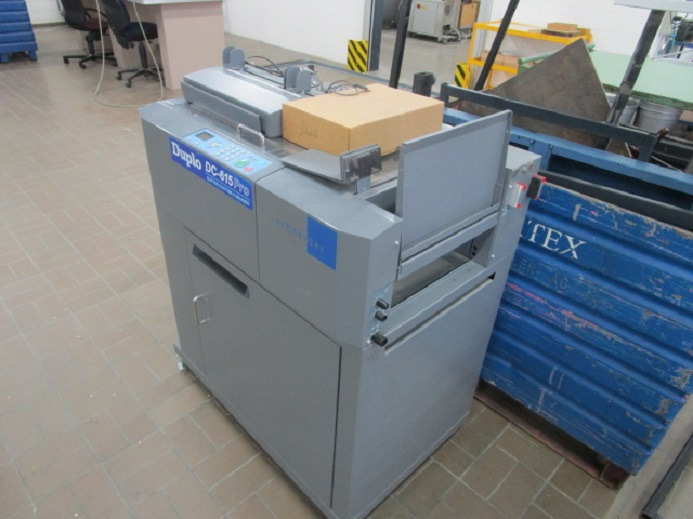 FINISHER FÜR DIGITALEN FARBDRUCK DUPLO DC-615 PRO (nur schneiden) - آلات الطباعة: صور 3 FINISHER FÜR DIGITALEN FARBDRUCK DUPLO DC-615 PRO (nur schneiden) - آلات الطباعة: صور 3