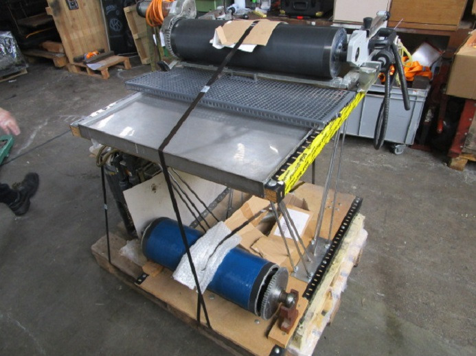 KOMPLETTES LACKWERK FÜR SM52-2-P - قطع الغيار - آلات الطباعة: صور 1 KOMPLETTES LACKWERK FÜR SM52-2-P - قطع الغيار - آلات الطباعة: صور 1