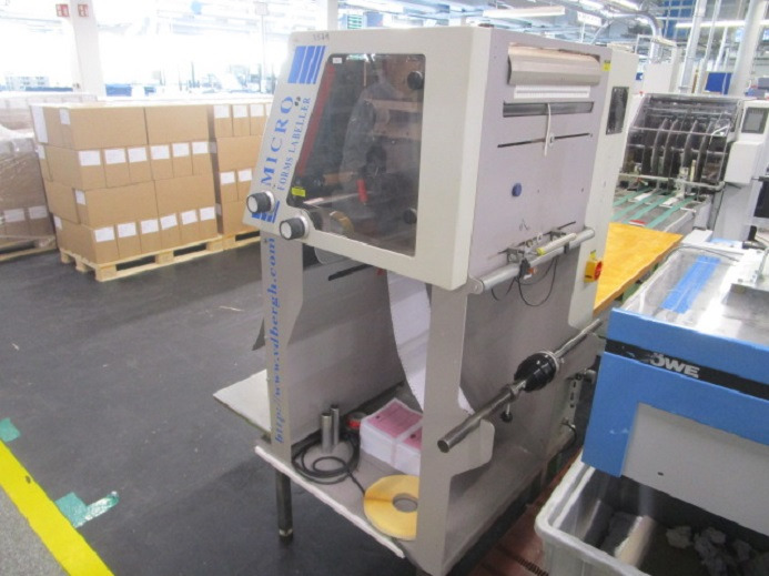 MICRO-FORMS LABELLER 18S (Klebt Etiketten auf Bogen) - آلات الطباعة: صور 2 MICRO-FORMS LABELLER 18S (Klebt Etiketten auf Bogen) - آلات الطباعة: صور 2