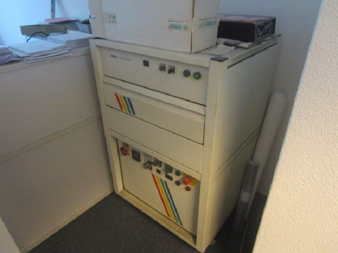 PNEUMATISCHE TRANSFERPRESSEN – HITZEPRESSE FÜR T-SHIRT DRUCK – INTRON COPY PRESS 300 220 070 - آلات الطباعة: صور 1 PNEUMATISCHE TRANSFERPRESSEN – HITZEPRESSE FÜR T-SHIRT DRUCK – INTRON COPY PRESS 300 220 070 - آلات الطباعة: صور 1