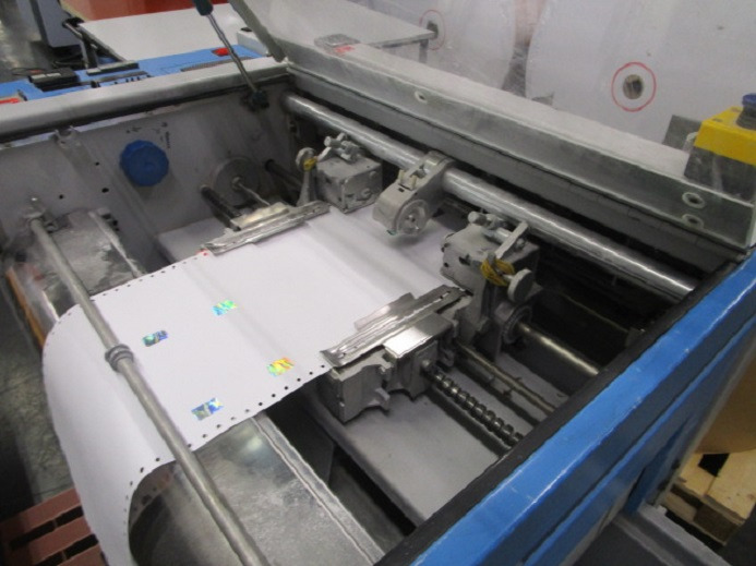 QUER & LÄNGST SCHNEIDER BÖWE 310 (5517) - آلة قطع الورق: صور 5 QUER & LÄNGST SCHNEIDER BÖWE 310 (5517) - آلة قطع الورق: صور 5