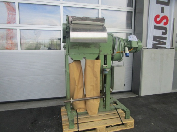 REST FOLIEN MÜHLE NR.11 - آلة التعبئة والتغليف: صور 1 REST FOLIEN MÜHLE NR.11 - آلة التعبئة والتغليف: صور 1